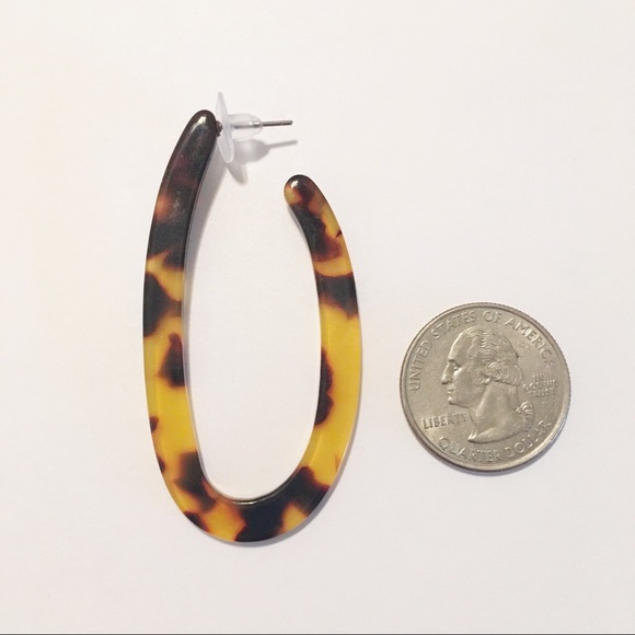 Dark Tortoise Acrylic Oval Hoop Earrings - Picture 4 of 5